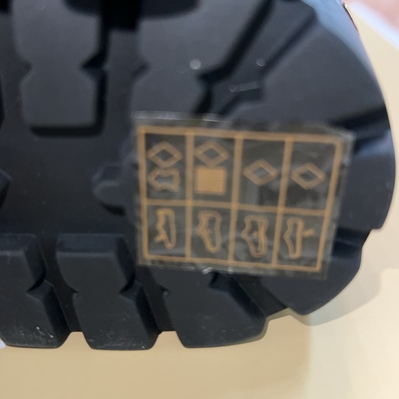 Michael Kors Women’s Tatum combat Lace-Up Boot - Picture 10 of 12